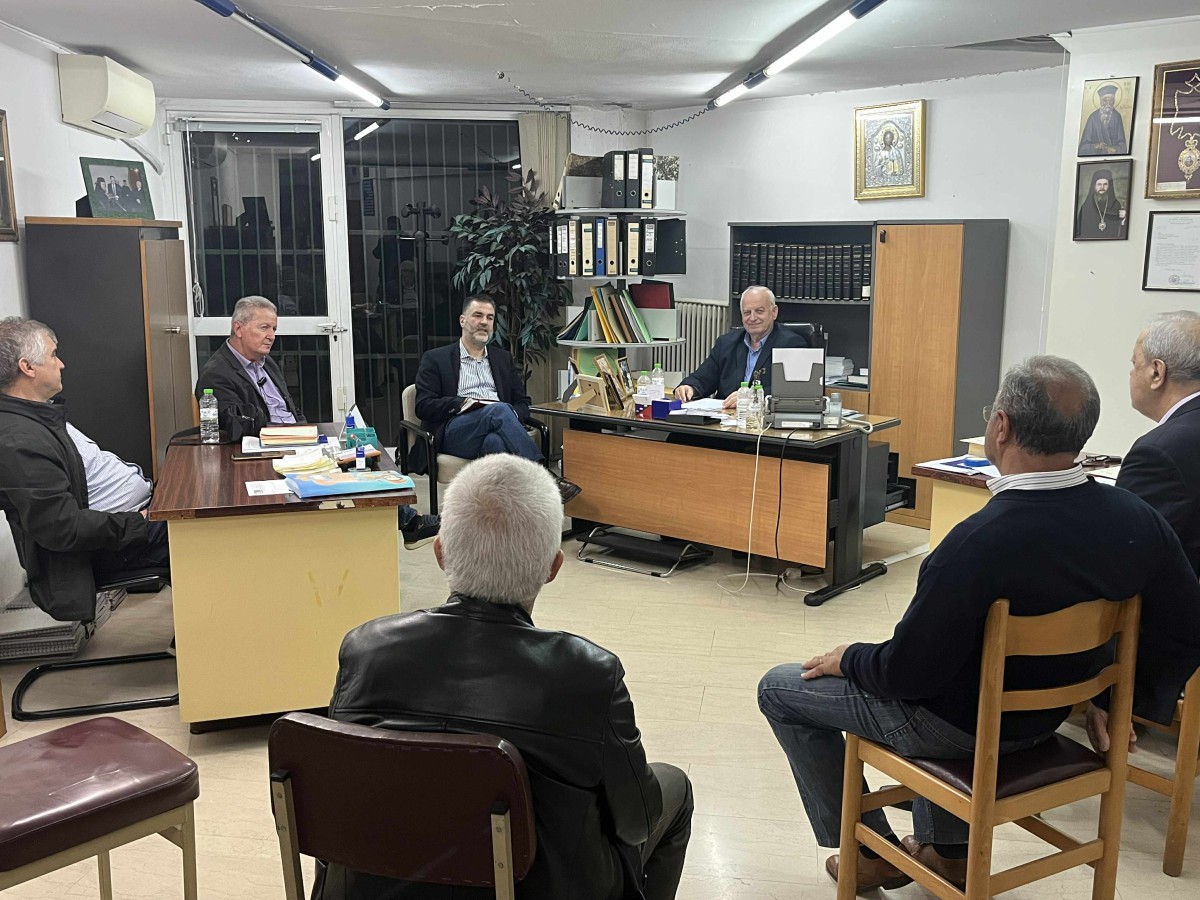 skiadaresis syllogos polyteknon