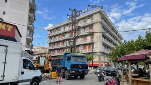 «Να προχωρήσει με πιο γρήγορους ρυθμούς το Open Mall» - Σύσκεψη εμπόρων με τον δήμαρχο στο Μεσολόγγι