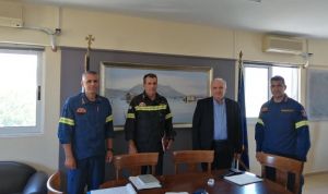 Συνάντηση του Δημάρχου Κώστα Λύρου με τον Περιφερειακό Διοικητή Πυροσβεστικών Υπηρεσιών Δυτικής Ελλάδας Ν. Ρουμελιώτη