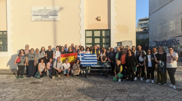 Στο ΣΔΕ Αγρινίου ομάδα ενηλίκων εκπαιδευομένων από σχολείο της Ισπανίας (εικόνες)