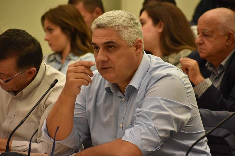 Καζαντζής: «Ο κ. Παπαναστασίου αποθρασύνθηκε περισσότερο κρυμμένος πίσω από τη «νωπή» εντολή που επικαλείται