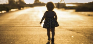 Θρήνος στο Ξηρόμερο: Κηδεύεται σήμερα η 3χρονη Κατερίνα – Τι έδειξε η νεκροψία