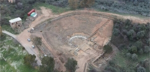 Αρχαίο θέατρο Στράτου: “Πράσινο φως” από το ΚΑΣ για αποκατάσταση και ανάδειξη του μνημείου με τροποποιημένη μελέτη