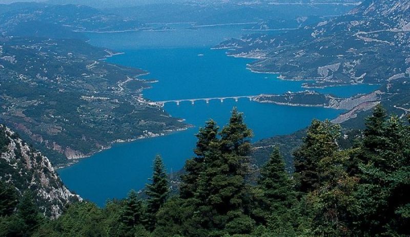 Λίμνη Κρεμαστών, άνθρωπος και φύση χέρι-χέρι (φωτο) (www.in.gr)