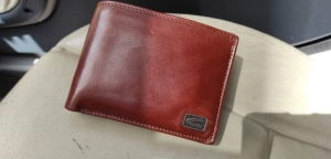 Χάθηκε πορτοφόλι στο Καινούργιο