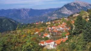 Φθηνές διακοπές σε βουνό και παραλία με λεωφορείο, επιλέγουν οι Αιτωλοακαρνάνες