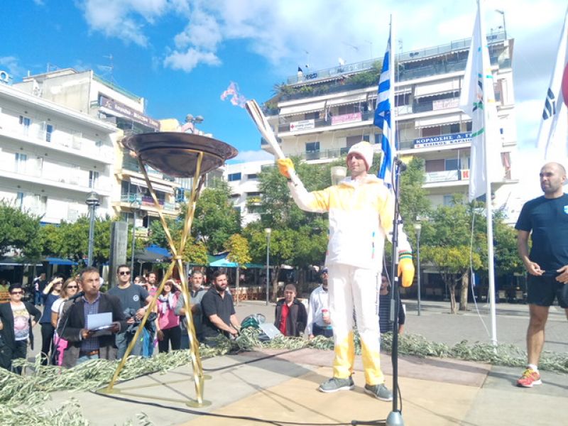 Το Αγρίνιο υποδέχθηκε την Ολυμπιακή Φλόγα (φωτό)