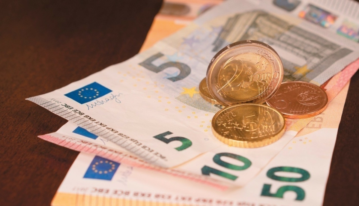 ΕΦΚΑ: Πώς και πότε θα πάρουν σύνταξη οι οφειλέτες με χρέη έως €30.000