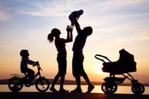 Δήμος Ναυπακτίας: Ενημερωτική Εκδήλωση με θέμα "Μητρότητα, Πατρότητα και Οικογένεια" (Σαβ 17/3/2017 6:00 μμ)