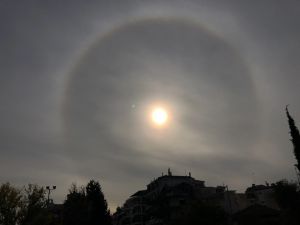 Εντυπωσιακό οπτικό φαινόμενο στον ουρανό του Αγρινίου (ΦΩΤΟ)