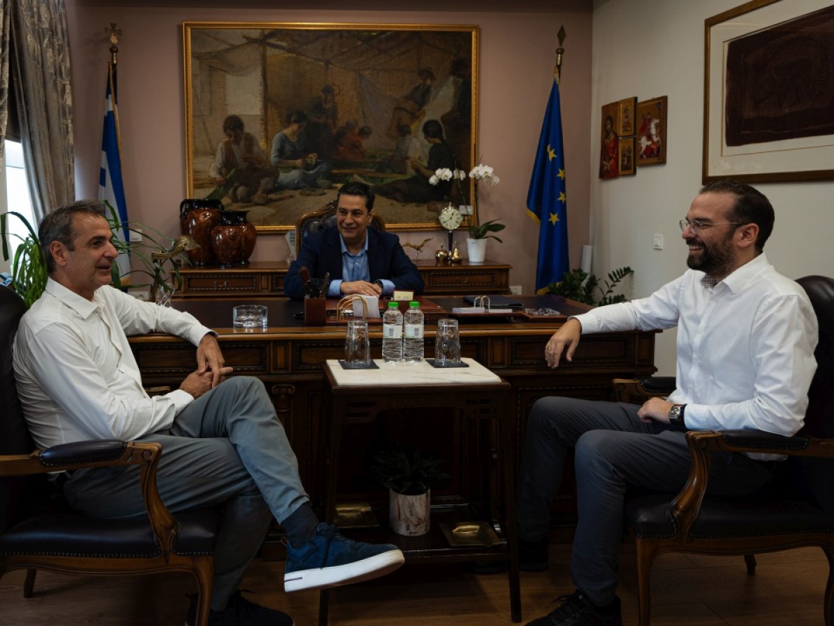 Τον Πρωθυπουργό Κυριάκο Μητσοτάκη υποδέχτηκε ο Γιώργος Παπαναστασίου στο Δημαρχείο Αγρινίου.