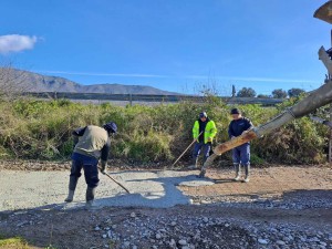 Δήμος Ξηρομέρου: Παρεμβάσεις τσιμεντόστρωσης στα σύνορα Άγιος Στέφανος - Κουβαράς