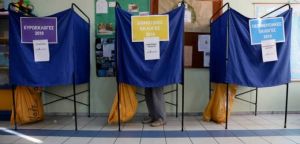 Μεγάλες ανατροπές φέρνει ο εκλογικός νόμος – Δήμαρχος και Περιφερειάρχης από την πρώτη Κυριακή με 40%