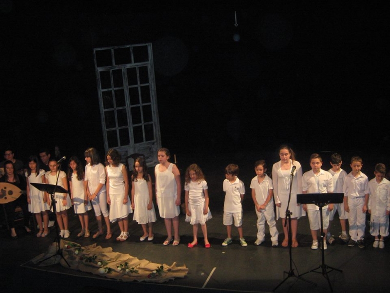 Η παράσταση «Άνω Θρώσκω» στο Δημοτικό Θέατρο Αγρινίου