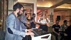 Αγρίνιο: Βραδυά Ζωντανής Μουσικής στην «ΟΠΕΡΑ»