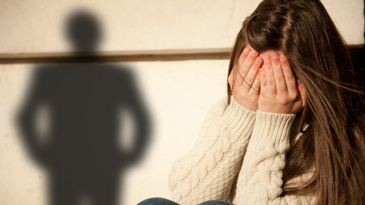 Πέντε κανόνες για να μην πέσει το παιδί σας θύμα παιδεραστών
