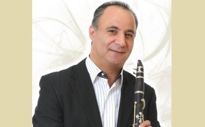 ΔΗ.ΠΕ.ΘΕ Αγρινίου: Ο Κώστας Αριστόπουλος σε εμφάνιση – «έκπληξη» στην παράσταση «Ελιά – Καπνός – Παναιτωλικός»