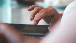 Όλα τα επιδόματα σε ένα μητρώο – Τι πρέπει να ξέρουν οι δικαιούχοι