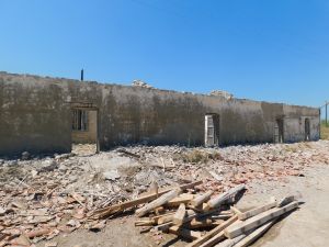 Εργασίες ανακατασκευής στη κτήριο των Δημοτικών Αλυκών Τουρλίδας
