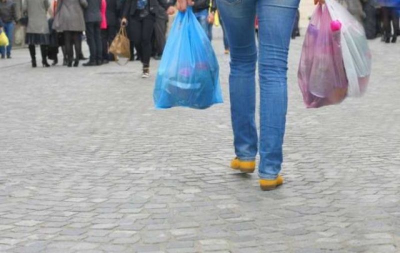 Πλαστική σακούλα: Αυξάνεται η τιμή της από την 1η Ιανουαρίου