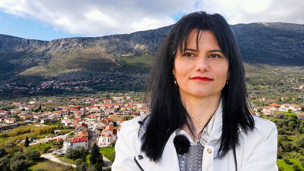 Άφησε τον Πειραιά και έκανε 6 παιδιά στο χωριό – Η ιστορία της Εύας (βίντεο)