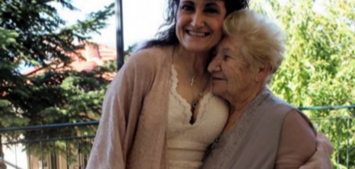 Υιοθετήθηκε παράνομα πριν από 60 χρόνια, έζησε στην Αμερική και βρήκε τη μητέρα της στην ορεινή Ναυπακτία