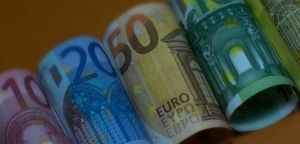 Αύριο θα πληρωθούν τα 534 ευρώ σε όσους ήταν σε αναστολή εργασίας τον Μάιο