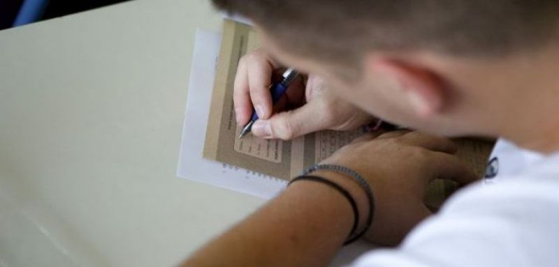Πανελλήνιες 2019: Έως την Παρασκευή οι αιτήσεις