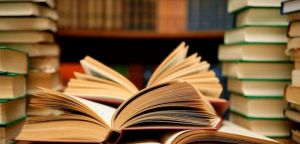Δημιουργία βιβλιοθήκης στην Αμφιλοχία – Σημαντική δωρεά βιβλίων στον Ι.Ν. Αγίου Αθανασίου