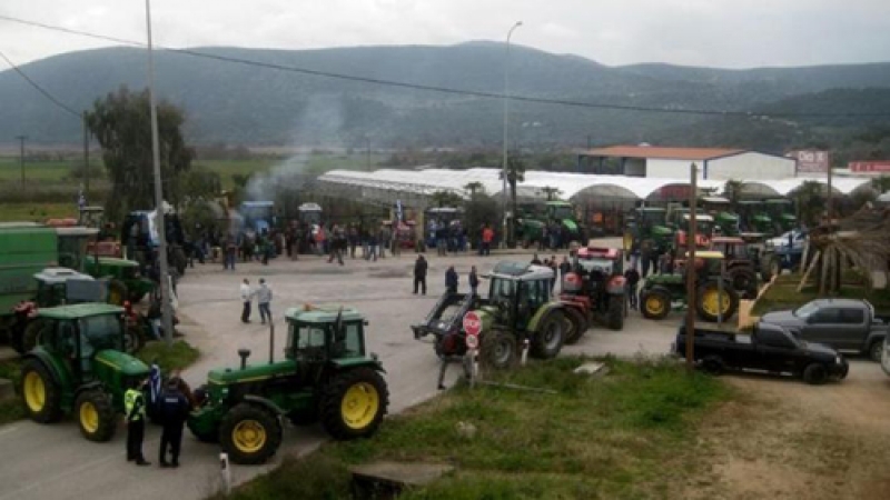 To μπλόκο Αγίου Νικολάου Βόνιτσας καλεί σε συνέλευση