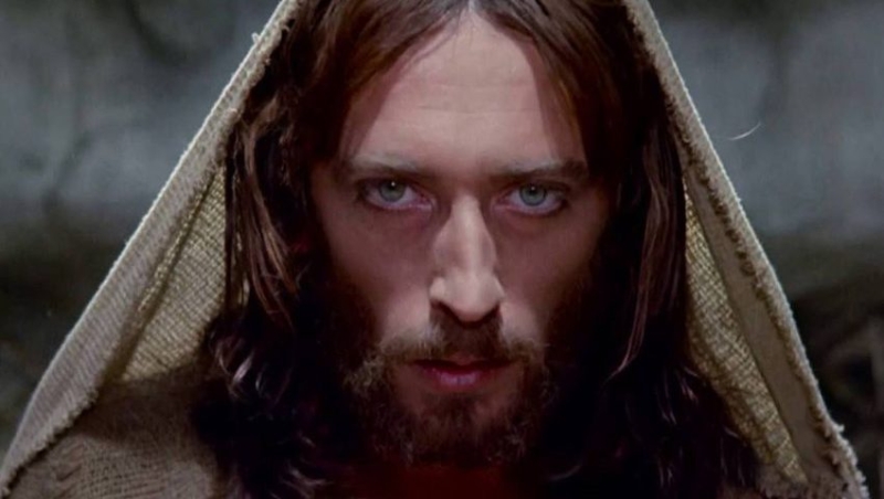 «Όσοι υποδύθηκαν τον Ιησού πέθαναν»: Η αλήθεια για τον μεγαλύτερο μύθο που 9/10 πιστεύουν ακόμα (video)