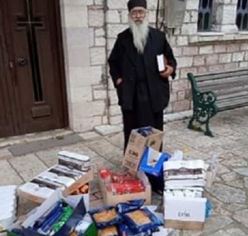 “Δώρα αγάπης” σε 30 οικογένειες στην Ανάληψη Θέρμου