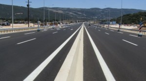 Αναστάτωση στην Ιόνια Οδό - Κοπάδι προβάτων «εισέβαλε» στον αυτοκινητόδρομο