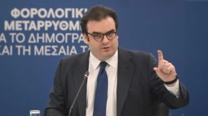 Τα οκτώ κεφάλαια της φορολογικής μεταρρύθμισης: Οι αλλαγές για νέους, οικογένεια, συνταξιούχους