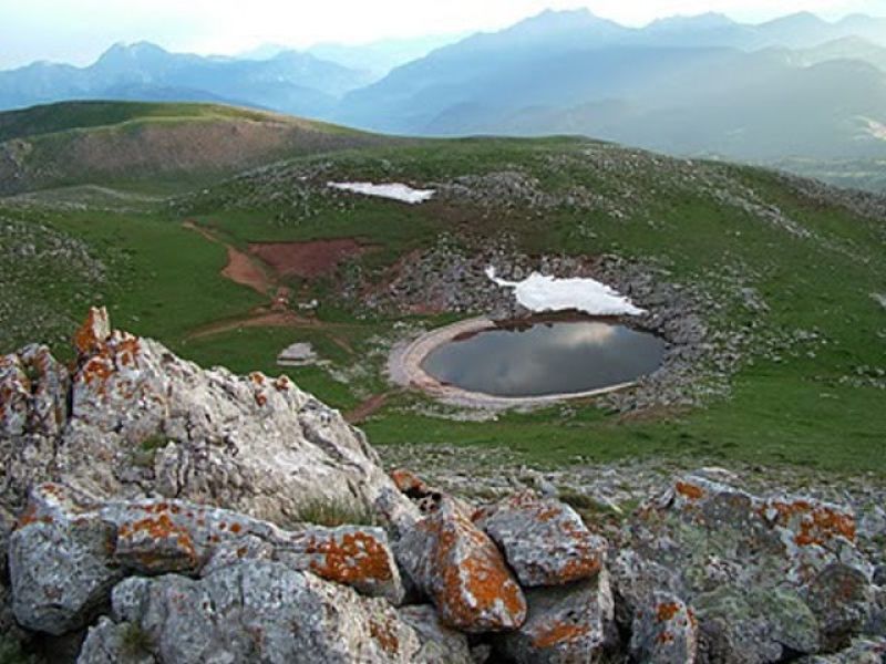 Ευρυτανία: Η μοναδική Αλπική λίμνη του Βελουχίου (video)
