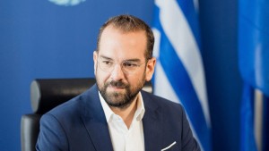 Νεκτάριος Φαρμάκης: Ας σηκώσουμε το «χαλί του θορύβου»