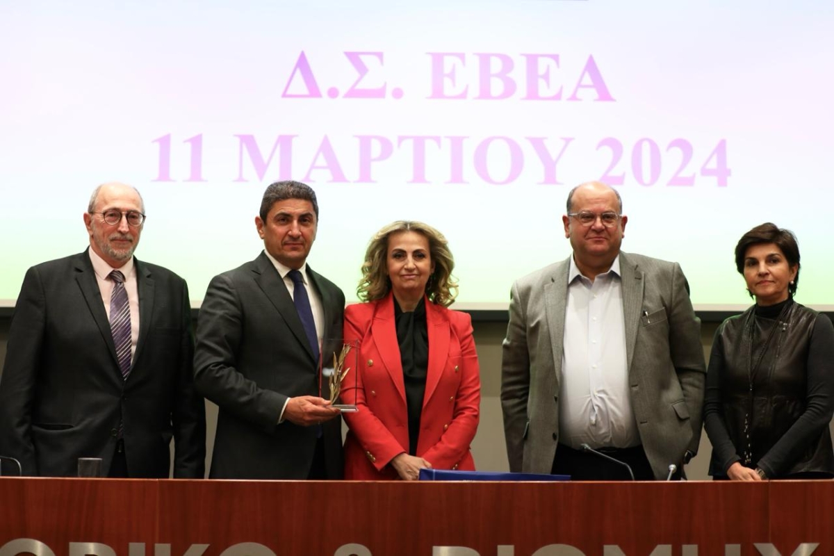 ΥπΑΑΤ, Λευτέρης Αυγενάκης στο ΔΣ του ΕΒΕΑ: Μοχλός ενίσχυσης της επιχειρηματικότητας στον πρωτογενή τομέα η σύσταση των Αγροτικών Τμημάτων στα Επιμελητήρια