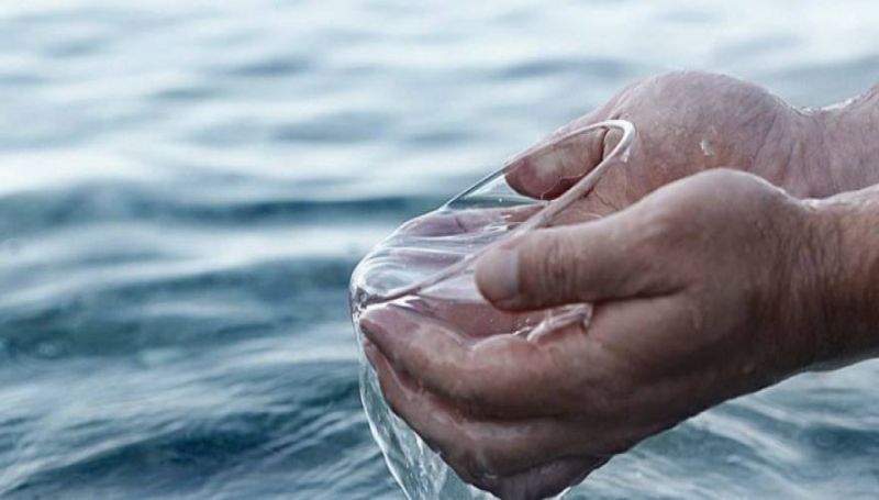 Ποιες είναι οι ευεργετικές επιδράσεις του θαλασσινού νερού στην υγεία μας