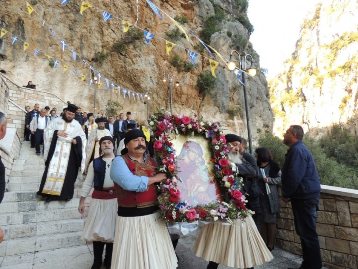 Αγία Ελεούσα Κλεισούρας: Με μια διαφορετική λιτανεία τιμήθηκε η Ζωοδόχος Πηγή – Οι λατρευτικές εκδηλώσεις στο Αγρίνιο (εικόνες)