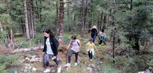 Ορεινή Ναυπακτία: Μεγάλη συμμετοχή στην πεζοπορία από Πόδο μέχρι Τσακαλάκι