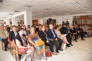 H Περιφέρεια βράβευσε 12 γυναίκες και φορείς για την προσφορά τους στην ελληνική κοινωνία