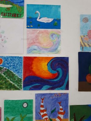 Οι ζωγραφιές των μαθητών του 3ου δημοτικού σχολείου Αγρινίου σε έκθεση στη Λαχαναγορά