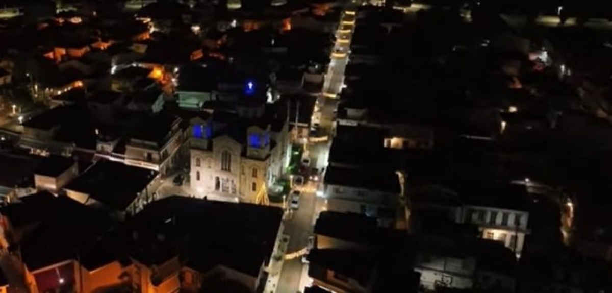 Αιτωλικό by night: Η πανέμορφη κωμόπολη, εικόνες από drone