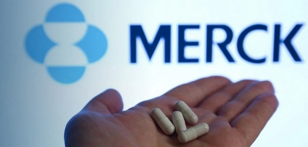 Κορωνοϊός: Από Δευτέρα η διάθεση των χαπιών της Merck – Θα έρχονται με courier στο σπίτι