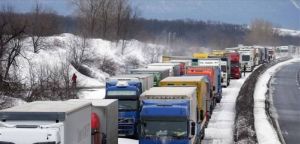 H ΕΛ.ΑΣ. σχετικά με την κυκλοφορία των φορτηγών οχημάτων – Τι ισχύει για Ιόνιο Οδό και Γέφυρα Ρίου – Αντιρρίου