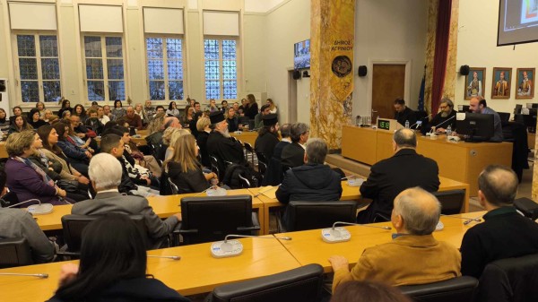 Αγρίνιο: Κοσμοσυρροή στην πρώτη διάλεξη του «Λαϊκού Πανεπιστημίου»