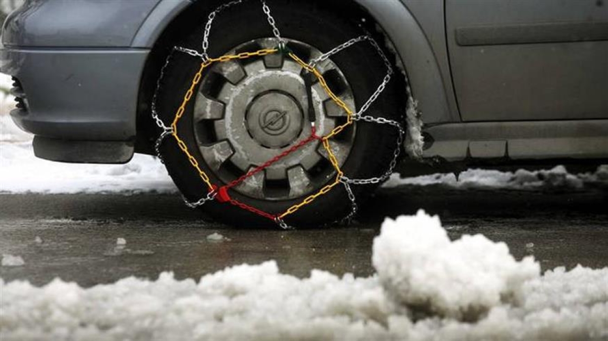 Αιτωλοακαρνανία: Πού διακόπηκε η κυκλοφορία λόγω χιονόπτωσης- Πού απαιτούνται αλυσίδες