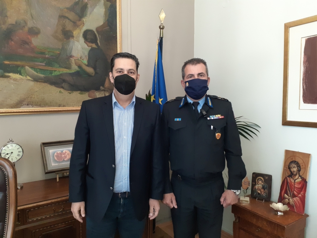 Συνάντηση Δημάρχου Αγρινίου με τον Διοικητή Περιφερειακής Πυροσβεστικής Διοίκησης Δυτικής Ελλάδας
