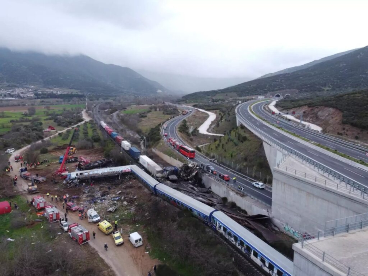 Τέμπη: Αυτά είναι τα 11 μέτρα στήριξης συγγενών θυμάτων, τραυματιών και επιβαινόντων