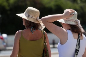 Καιρός: Σαρωτικοί άνεμοι και θερμοκρασίες - φωτιά έως 41°C σήμερα